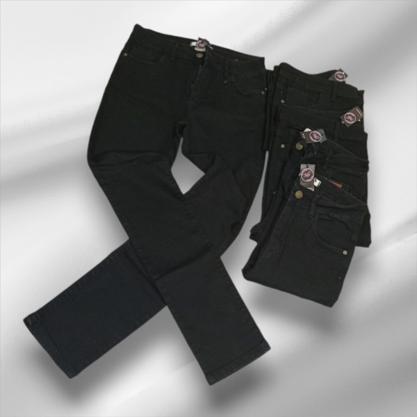 Jeans Chupin Elastizado Negro - Imagen 4