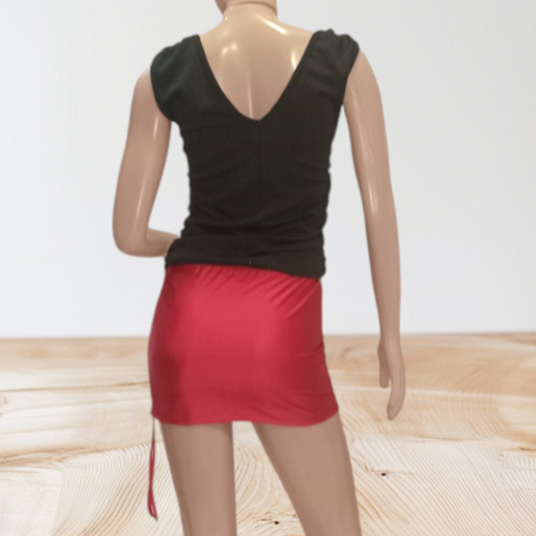 Musculosa Negra Gliter Frunce Lateral - Imagen 3